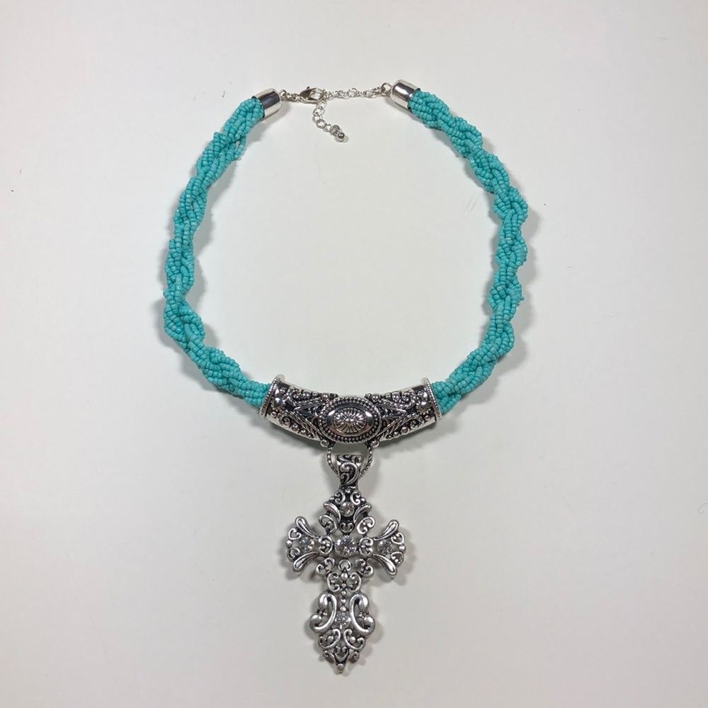 Costume cross pendant turquoise beaded necklace